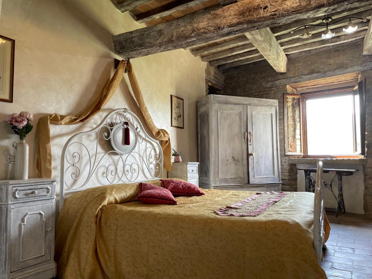 Hotel Biologico Castello Della Pieve 3*